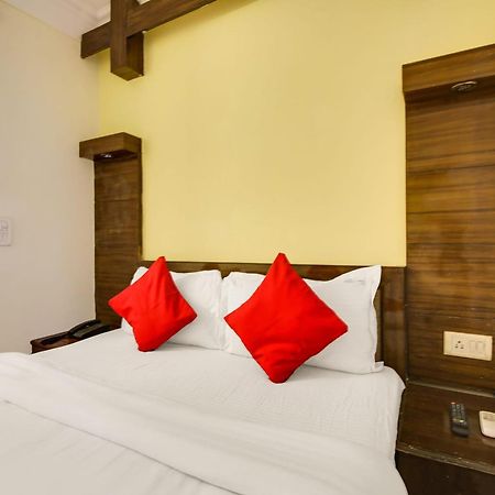 Hotel O Sunshine Palace Delhi  Eksteriør billede