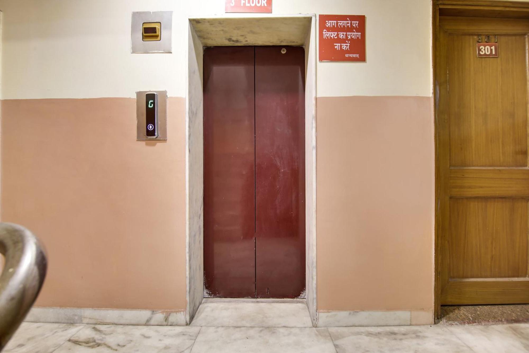 Hotel O Sunshine Palace Delhi  Eksteriør billede